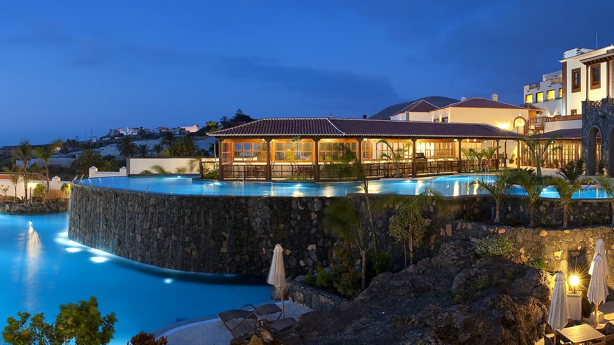 Luksuriøs voksenferie under Tenerifes sol